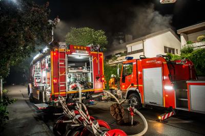 Winnenden-Birkmannsweiler: Zimmerbrand in Mehrfamilienhaus